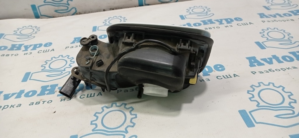 Корпус лючка бензобака Chevrolet Volt 16-