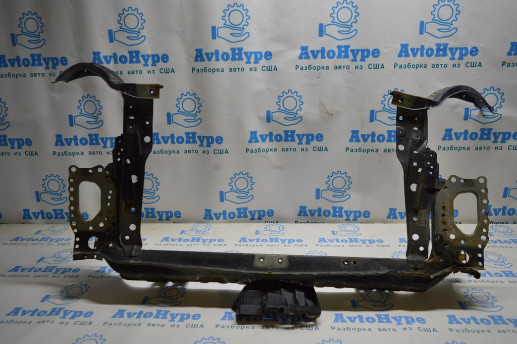 Телевизор панель радиатора Subaru Forester 14-18 SJ с ресничками (04)