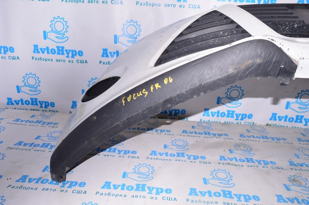 Губа переднего бампера прав Ford Focus mk3 11-14 дорест