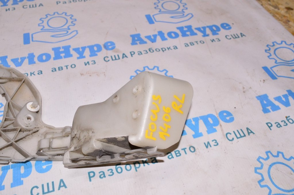 Крепление заднего бампера внутр прав Ford Focus mk3 11-14 дорест 5d