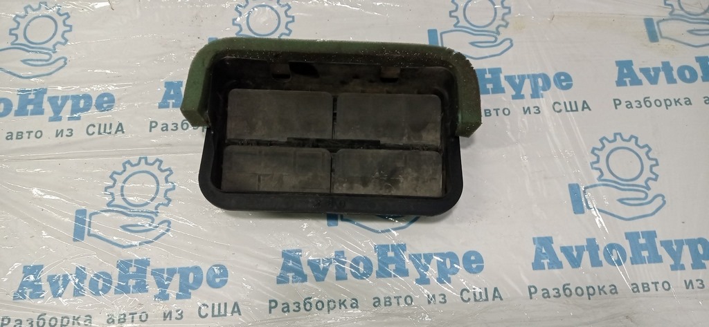 Щиток вентиляции левый Subaru Forester 14-18 SJ