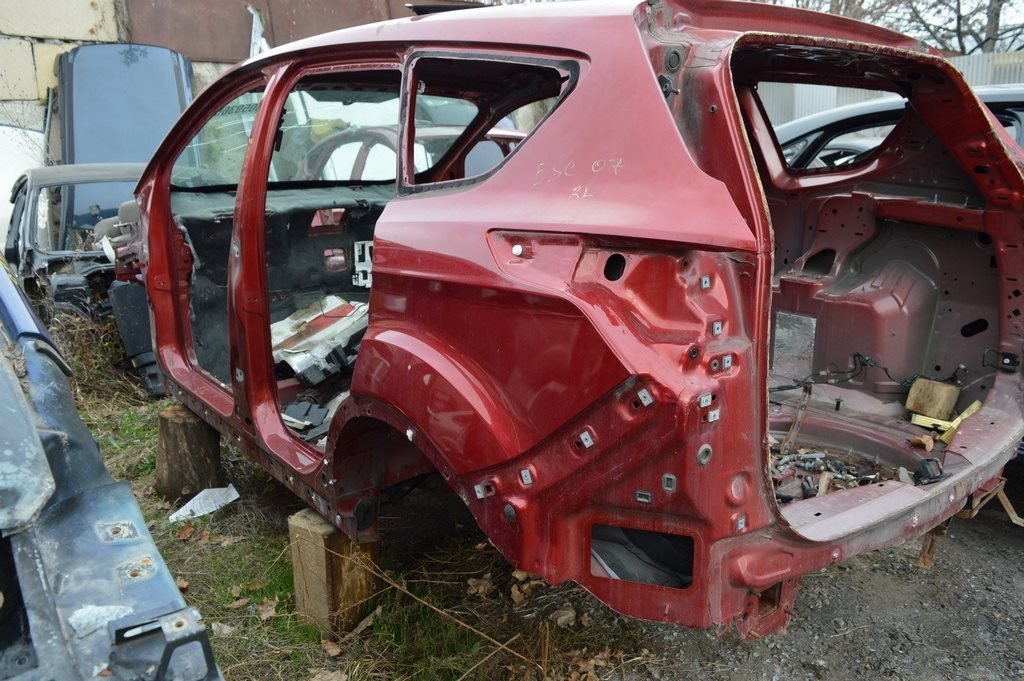Четверть крыло задняя левая Ford Escape MK3 13-красн.цвет RR (07)