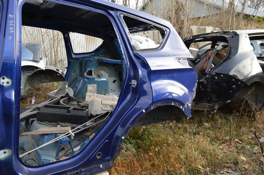 Четверть крыло задняя левая Ford Escape MK3 13-синий цвет J4(05)