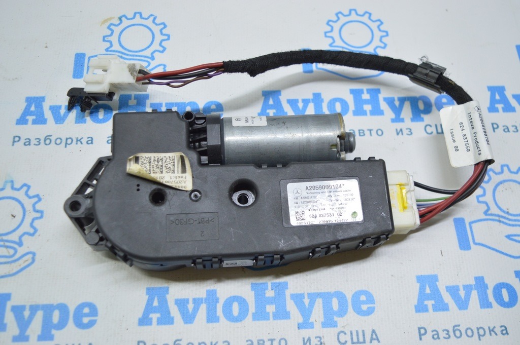 Мотор с редуктором панорамы  Mercedes GLC X253 16- A2057801500