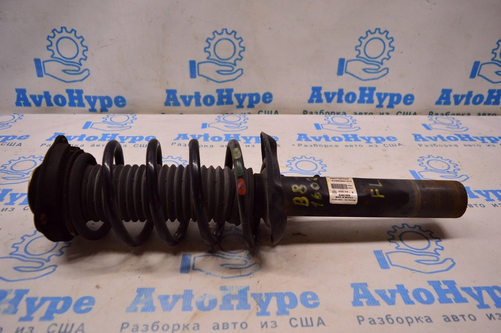 Стойка амортизатора в сборе перед лев VW Passat b8 USA (02)