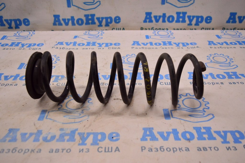 Пружина зад лев VW Passat b8 USA