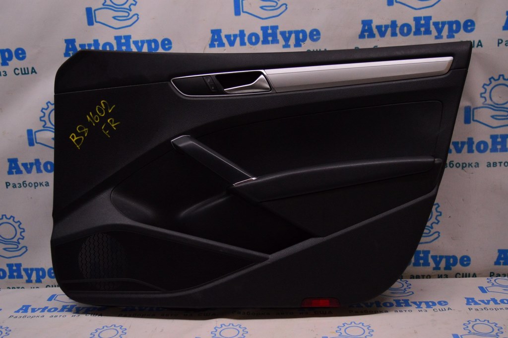 Обшивка двери (карточка) перед прав VW Passat b8 USA черн (02)