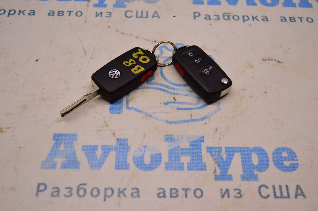 Ключ VW Passat b8 USA 4 кнопки раскладной (02)