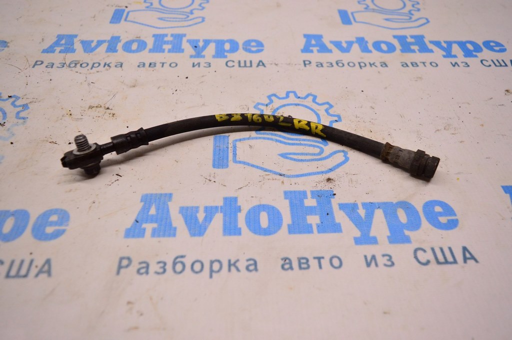 Трубка тормозная зад лев VW Passat b8 USA