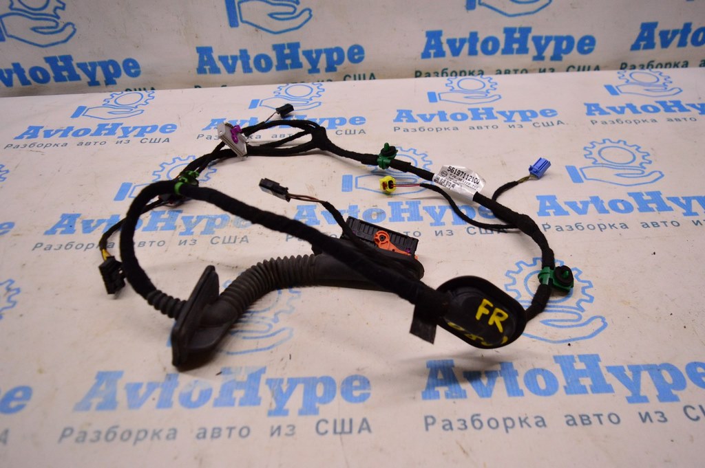 Проводка двери перед прав VW Passat b8 USA