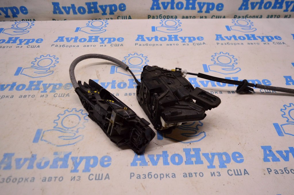 Ручка двери внешняя перед прав VW Passat b8 USA