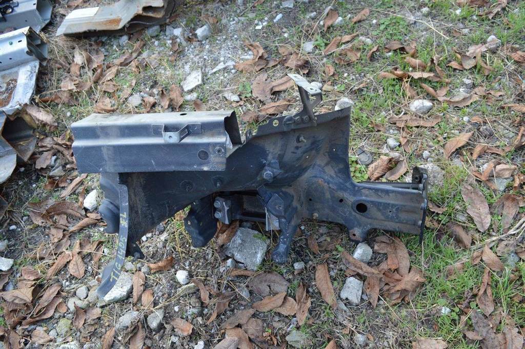 Четверть передняя левая VW Tiguan 09-17 (05) только нос лонжерона с пистолетом