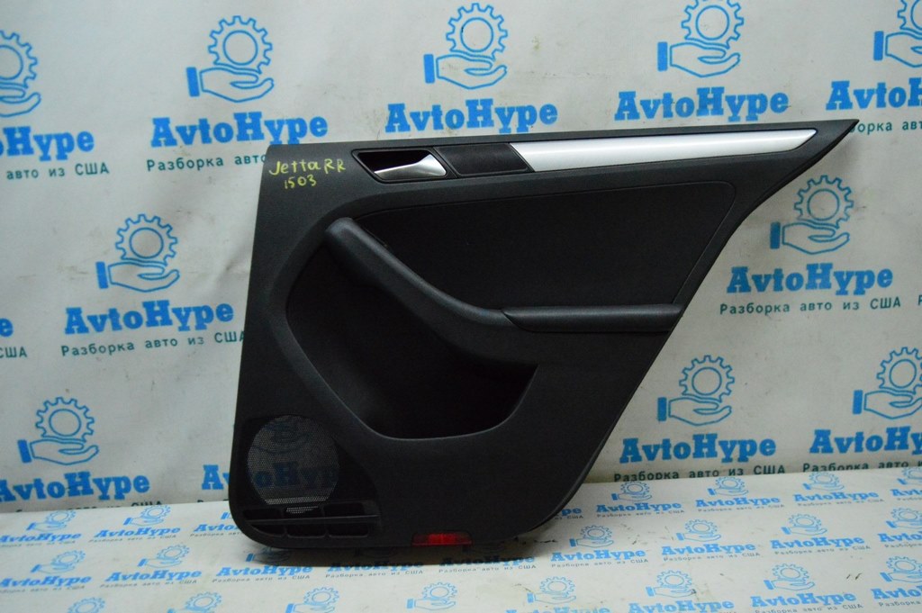Обшивка двери (карточка) зад прав VW Jetta 11-18 USA черн (03)