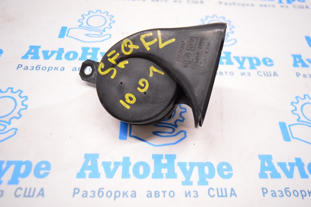 Сигнал лев Toyota Sequoia 2008-2022