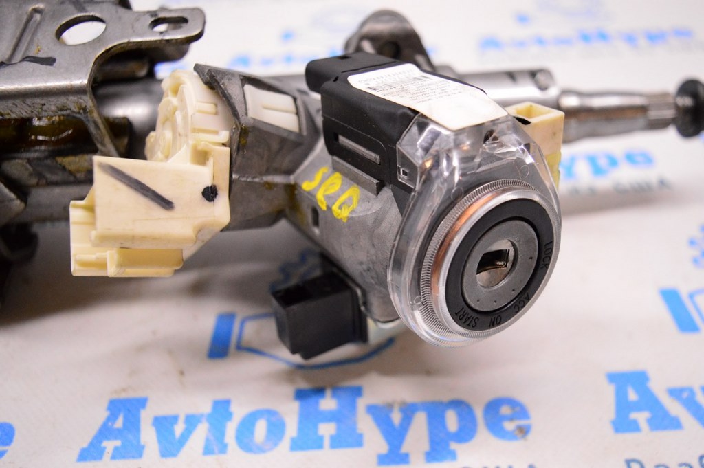 Замок зажигания Toyota Sequoia 2008-2022