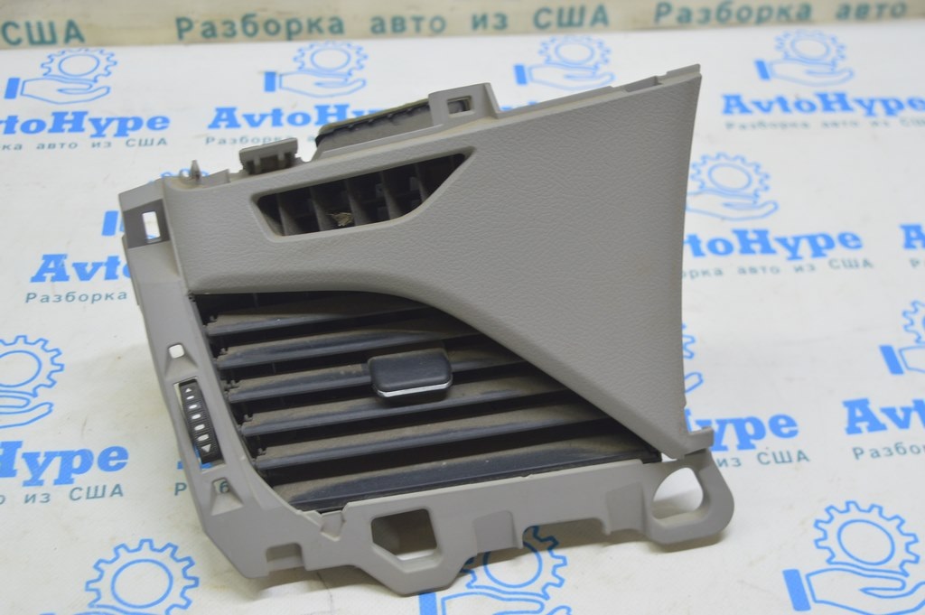 Дефлектор воздуховода левый Toyota Sienna 15-20 серый