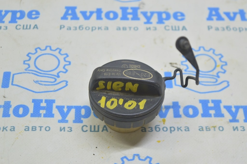 Крышка заливной горловины бензобака Toyota Sienna 14-16 (01) Реал М