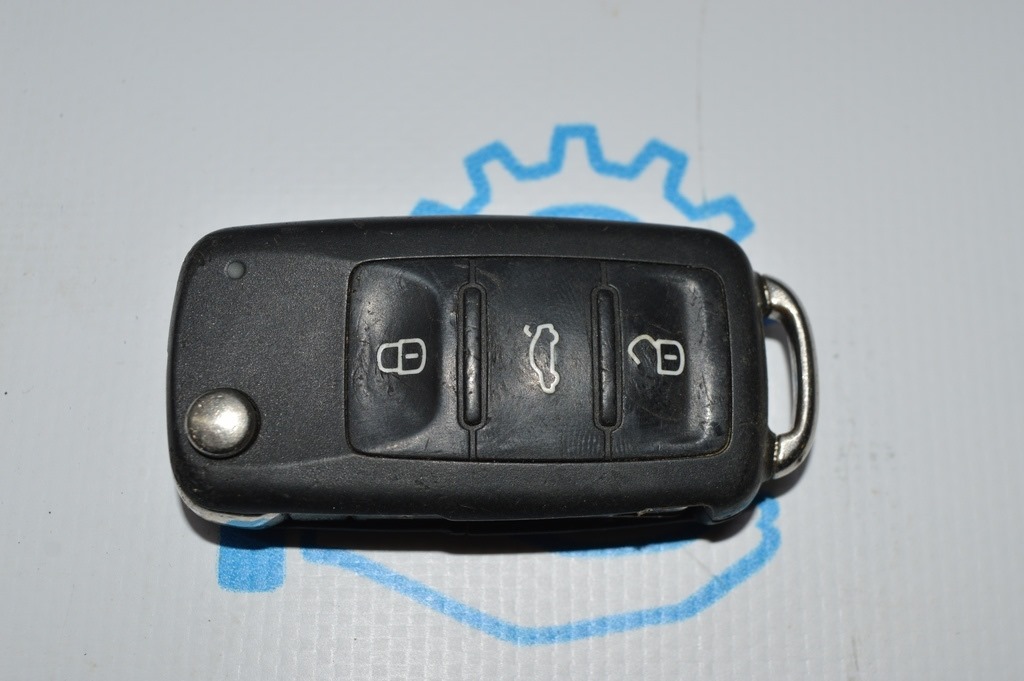 Ключ VW Passat b7 USA 4 кнопки, раскладной (05) 910