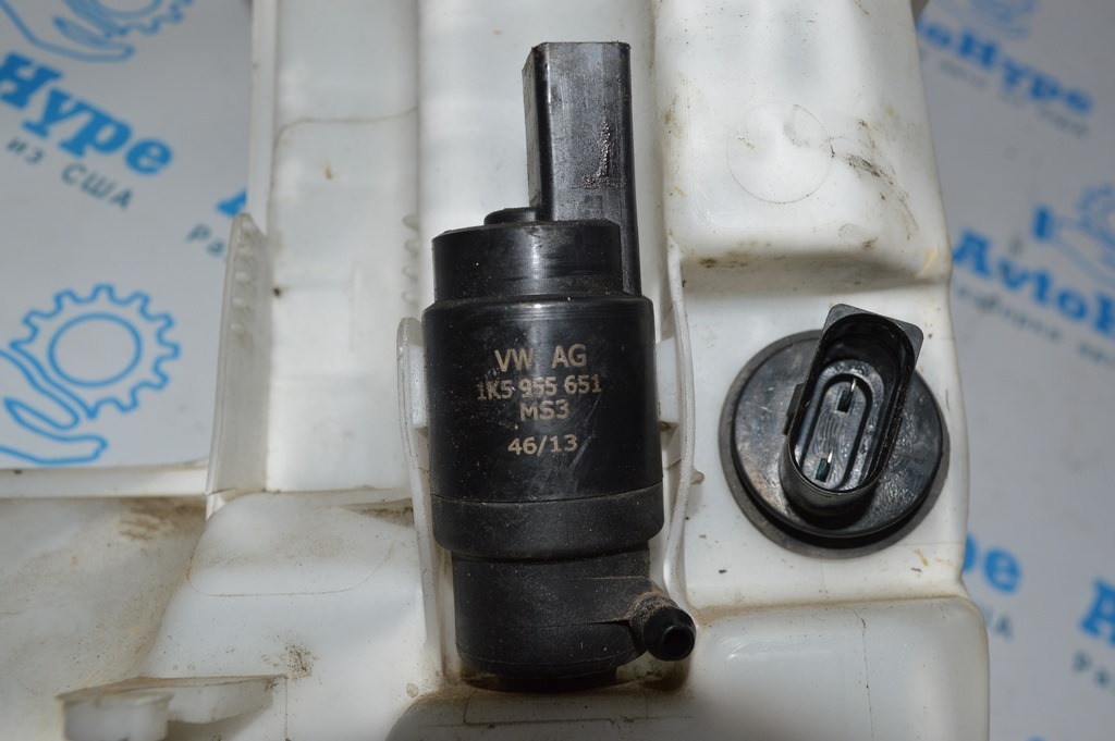 Мотор омывателя VW Passat b7 USA