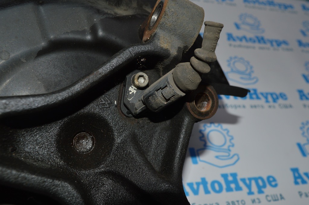 Датчик ABS зад лев VW Passat b7 USA