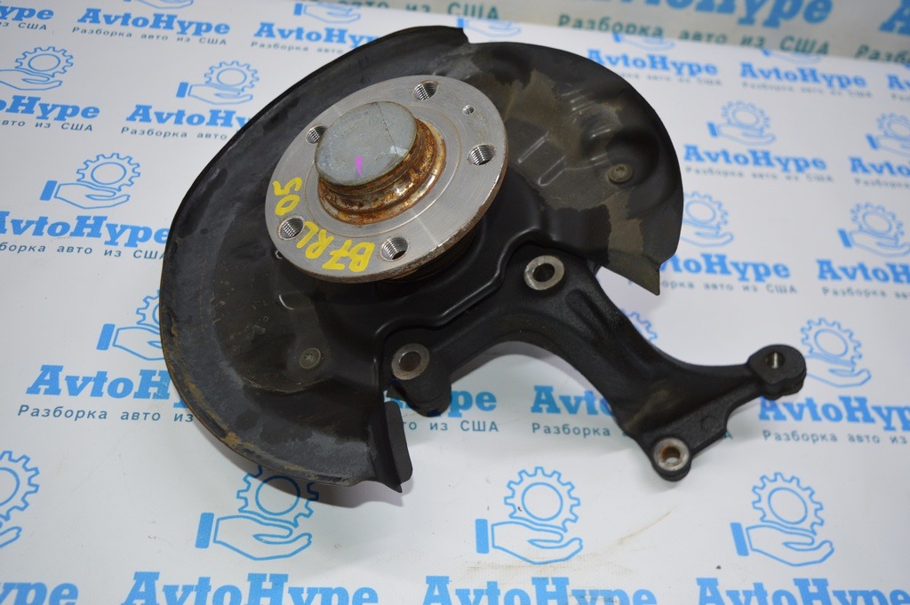 Цапфа со ступицей зад лев VW Passat b7 USA (05)