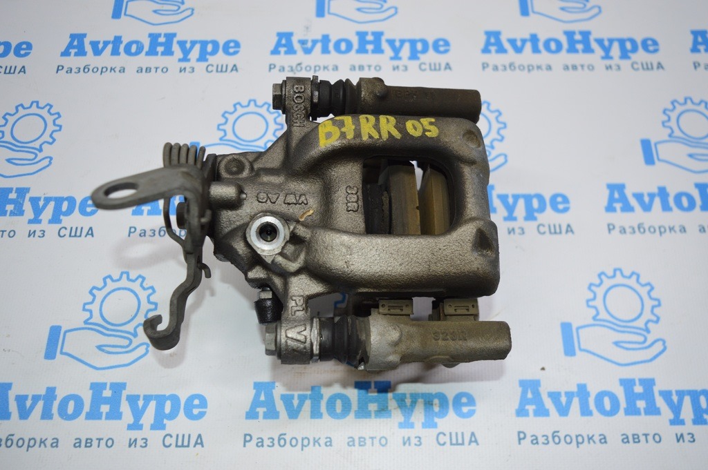 Суппорт зад прав VW Passat b7 USA