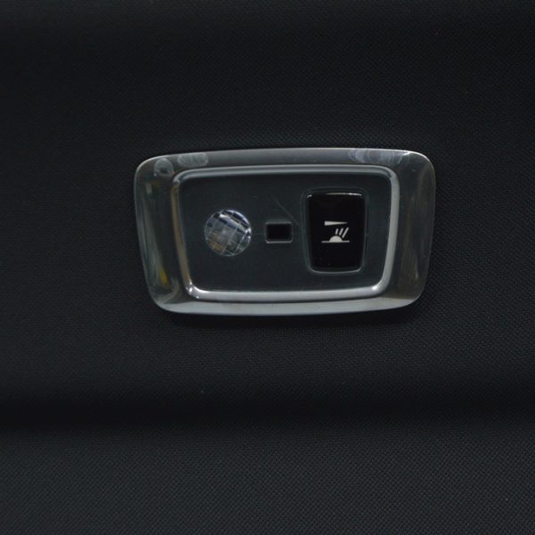 Плафон освещения левый Volvo S90 16- S60 16- черный