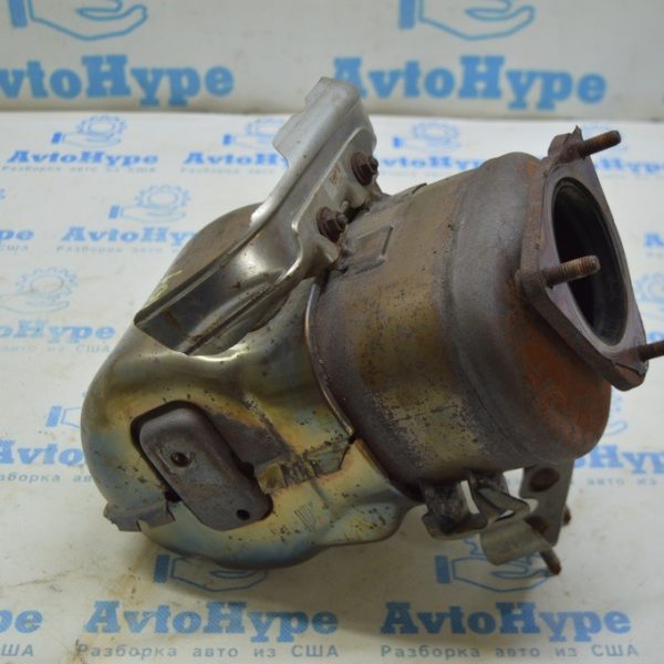 Катализатор Volvo S90 16- AWD (1) 36011578