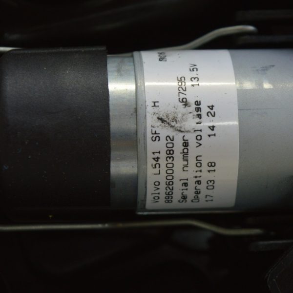 Мотор шторки солнцезащитной задней правой двери Volvo S90 16-