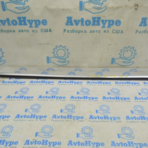 Молдинг дверь-стекло центральный зад прав Volvo S90 16-