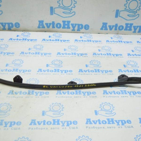 Уплотнитель двери наружний боковой задний левый Volvo S90 16-