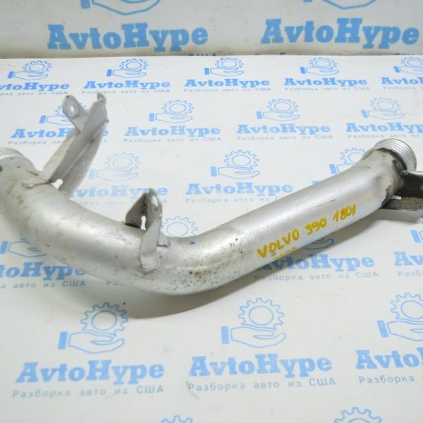 Патрубок интеркулера правый низ Volvo S90 16- S60 S80 XC60 XC70 XC90 металл