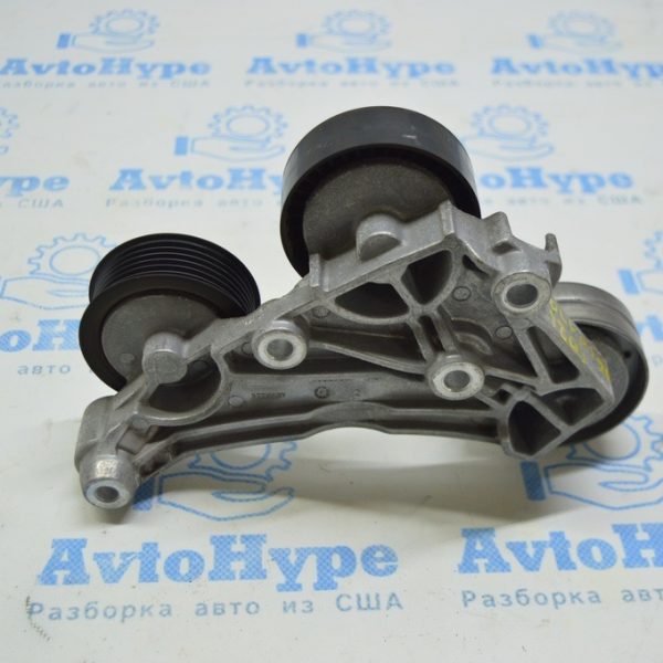 Кронштейн с роликами приводного ремня Volvo S90 16- 31686792