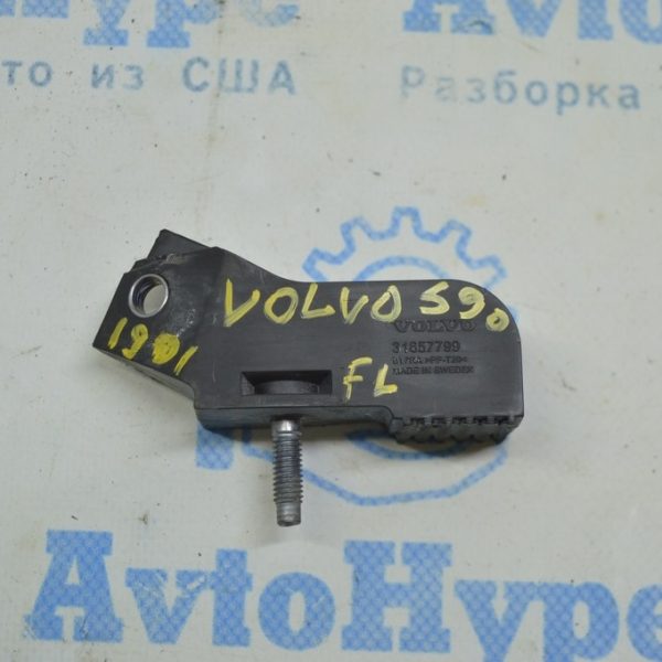 Кронштейн передний левый Volvo S90 16- (01)