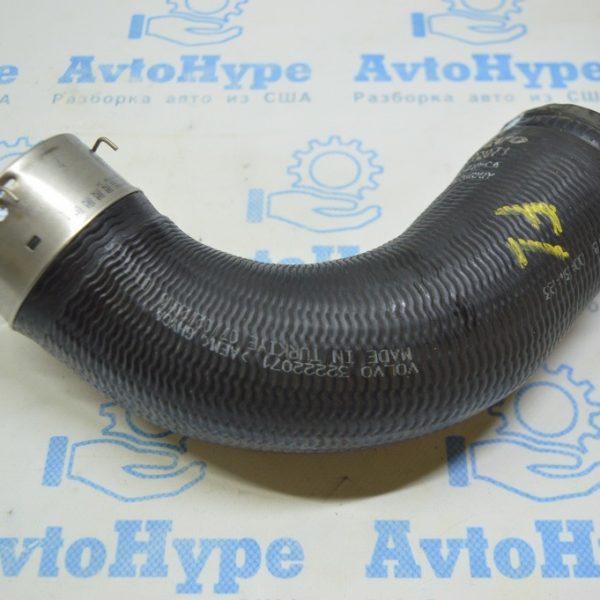 Патрубок интеркулера левый первый Volvo S90 16- XC90 16-22 T5, T6 (01)