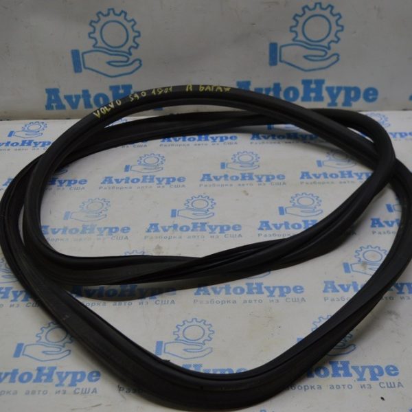 Уплотнитель крышки багажника Volvo S90 16-