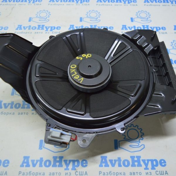 Сабвуфер Volvo S90 16- Harman Kardon (01)