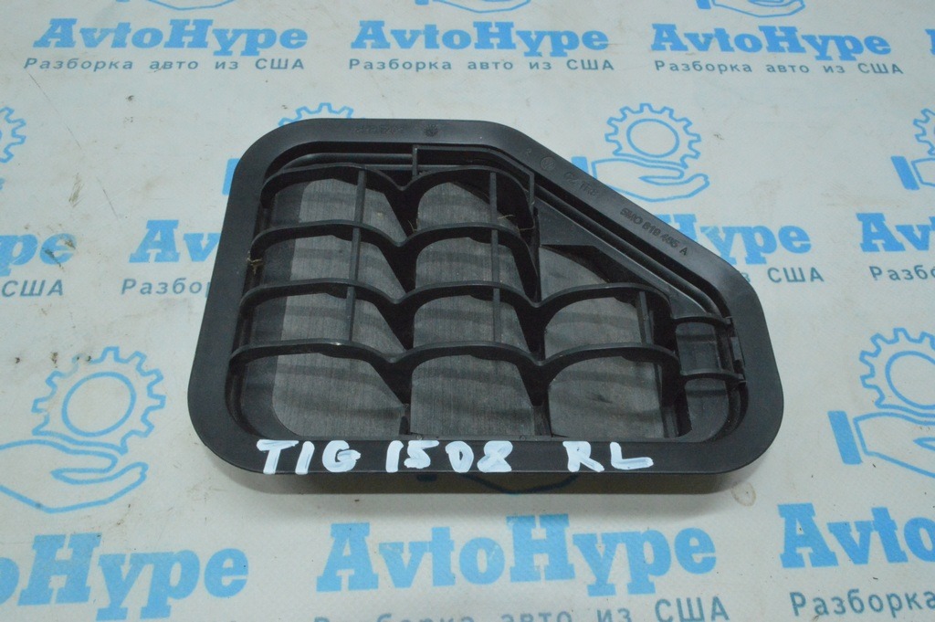 Щиток вентиляции левый VW Tiguan 09-17 (08)