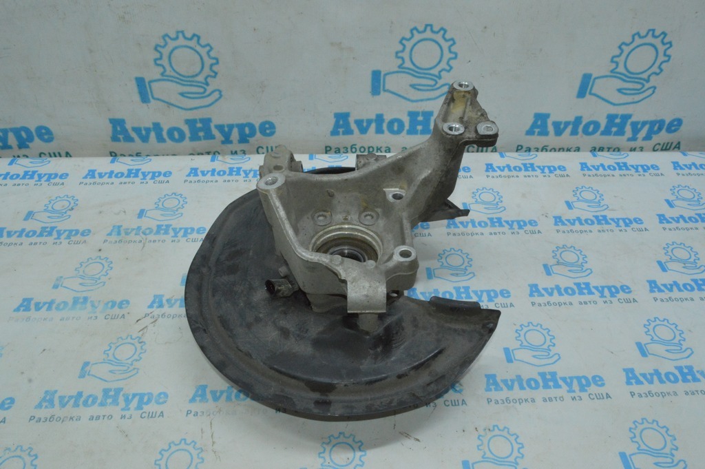 Цапфа зад прав VW Tiguan 09-17 AWD (08)