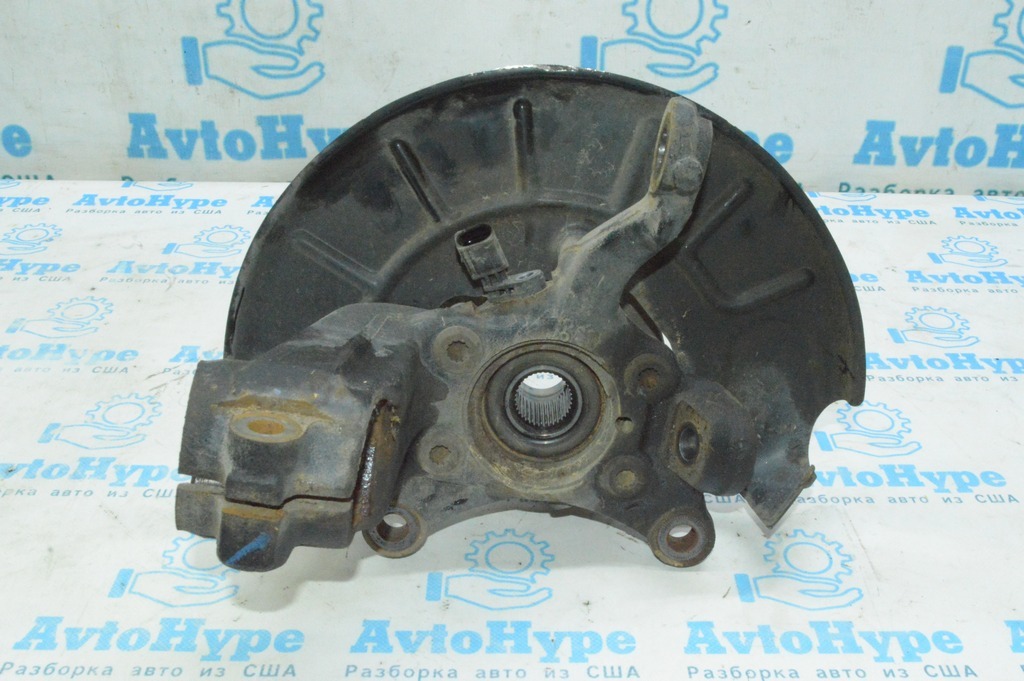 Цапфа перед прав VW Tiguan 09-17 (08)