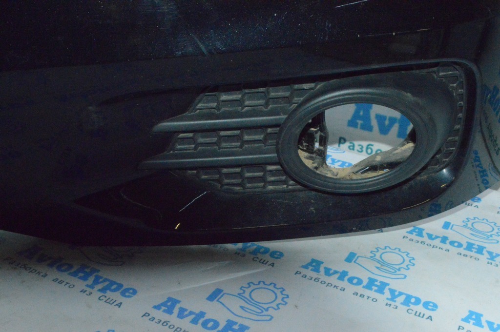 Решетка бампера лев VW Tiguan 12-17 рест под птф