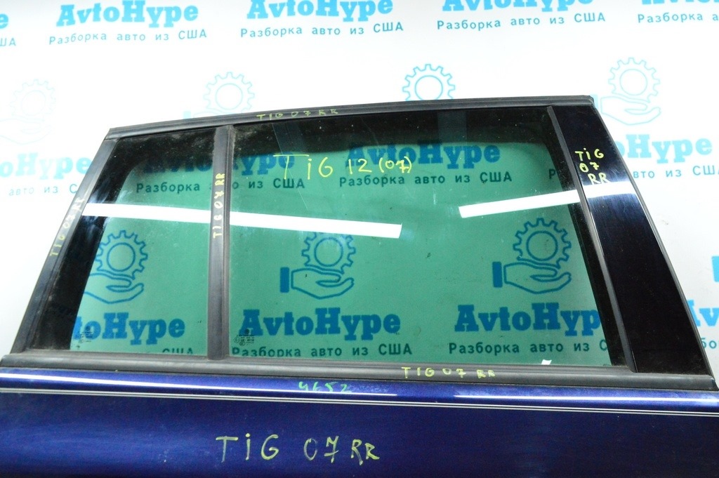 Молдинг дверь-стекло центральный зад прав VW Tiguan 09-17 мат