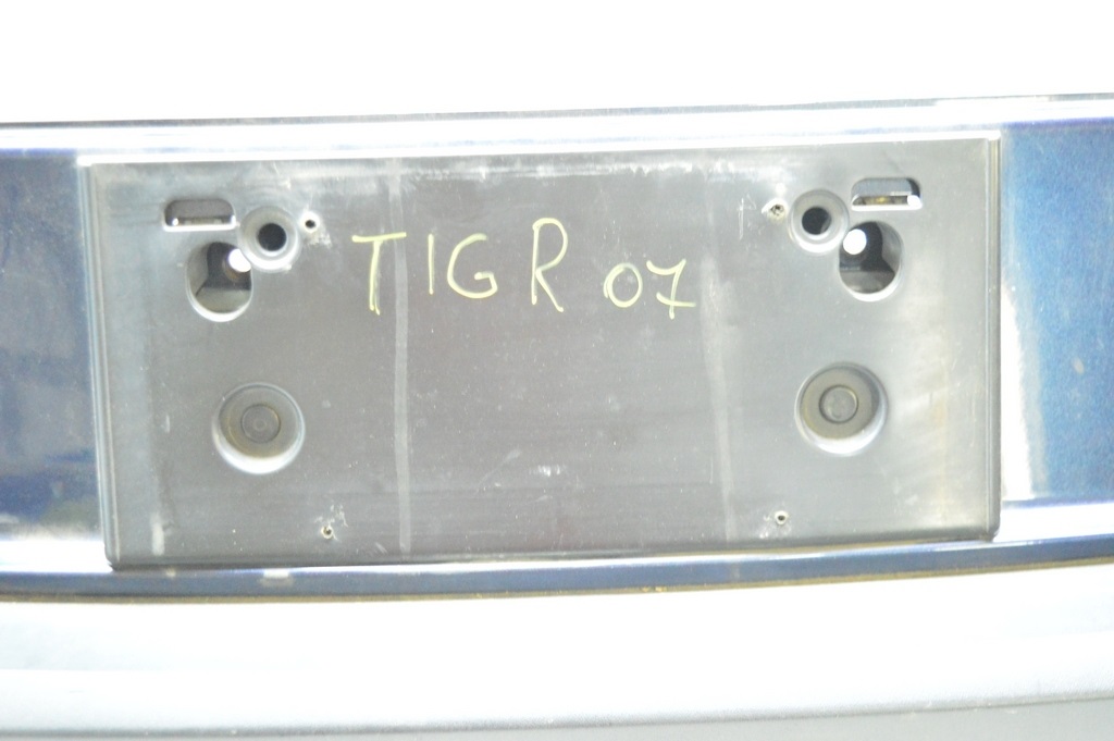 Площадка заднего номера VW Tiguan 12-17