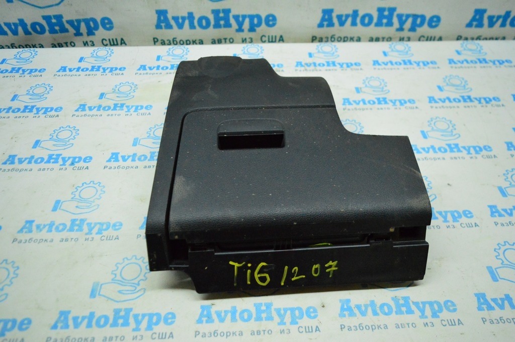 Накладка колени водителя VW Tiguan 09-17 с бардачком, черный