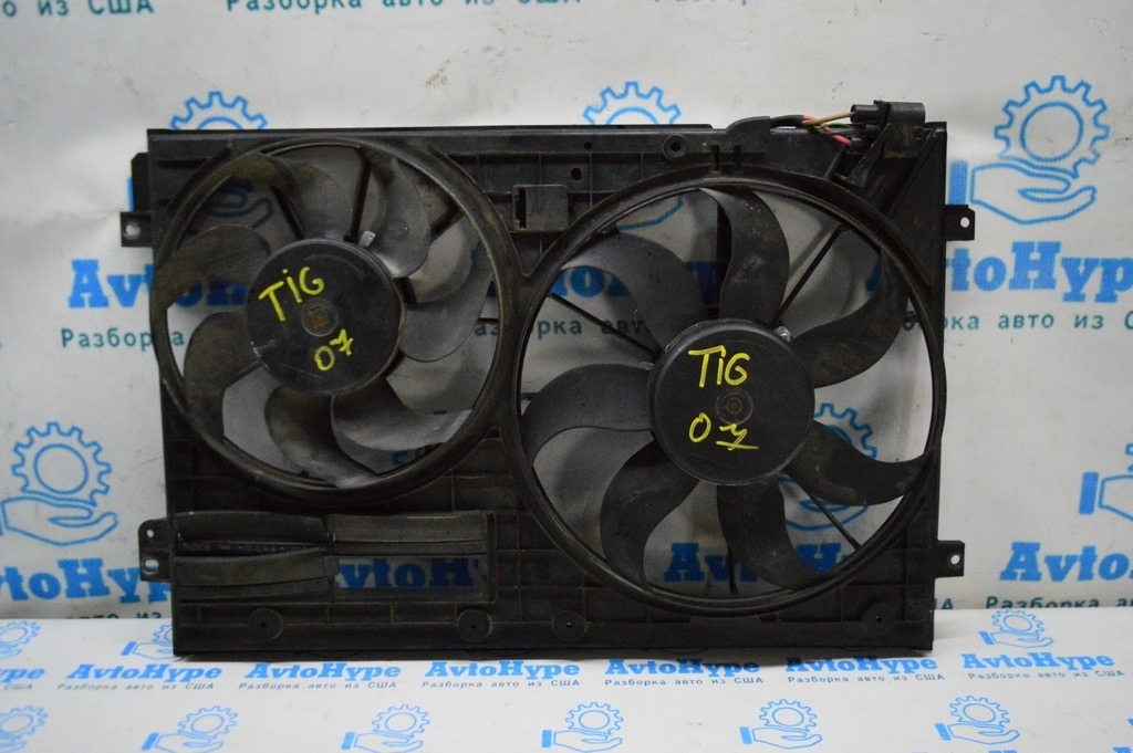 Диффузор кожух радиатора в сборе VW Tiguan 09-17 (07) без левого венилятора