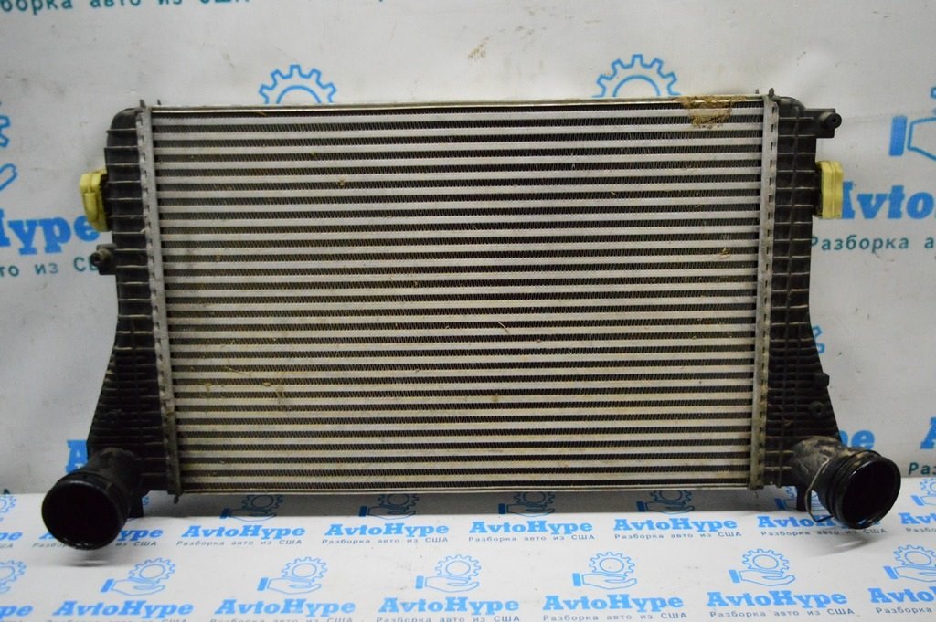 Опора крепления радиатора лев VW Tiguan 09-17