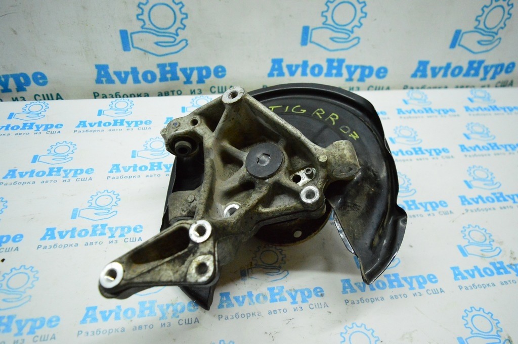 Цапфа зад прав VW Tiguan 09-17 FWD (07)