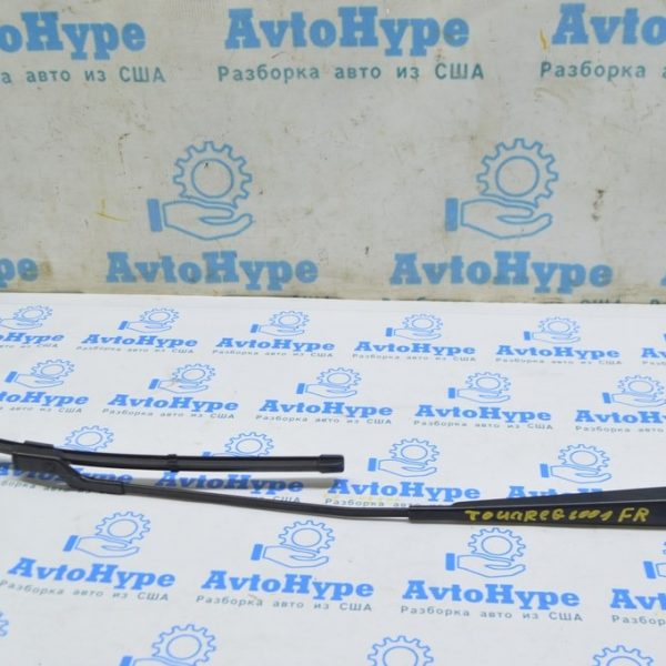 Поводок дворника прав VW Touareg 18-