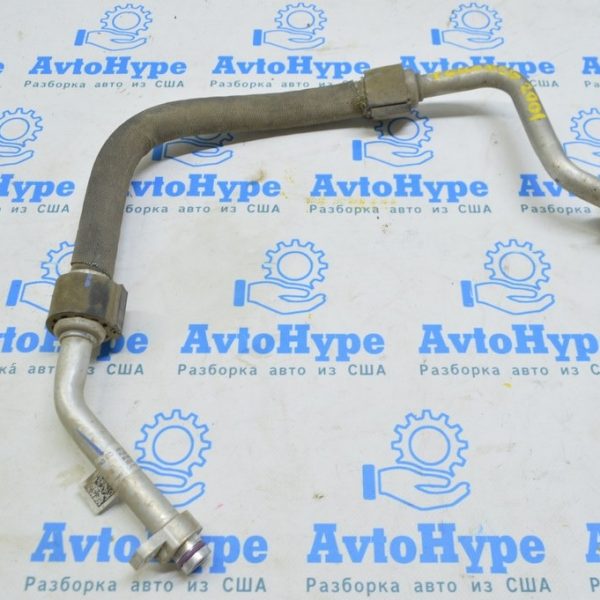 Трубка кондиционера компрессор-печка первая VW Touareg 18-