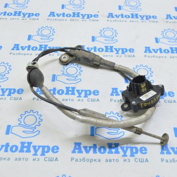 Трос аварийной разблокировки АКПП VW Touareg 18-
